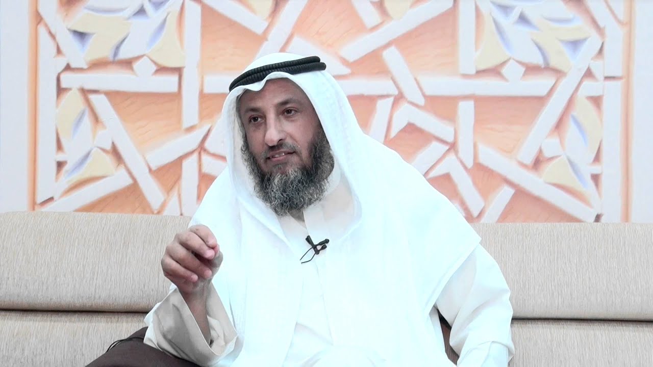 لا يسمع صوت الإمام فهل يعيد الصلاة الشيخ د . عثمان الخميس