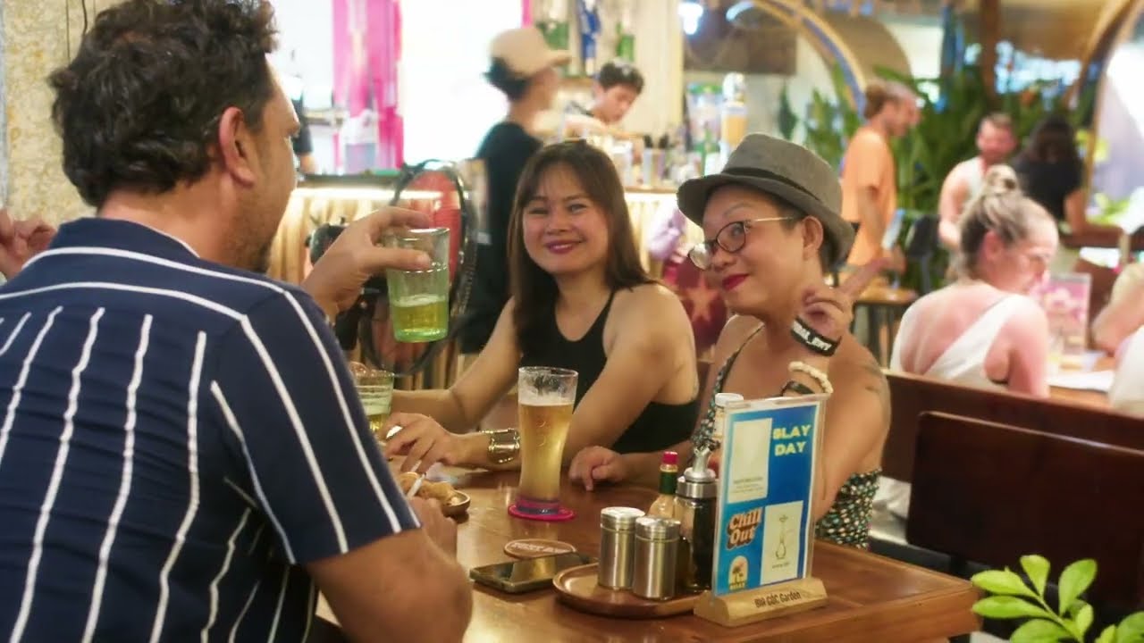 Top Nightlife in Phu Quoc 2025 | Happy Bear Beer Bar – Craft Beer & Island Vibes!
