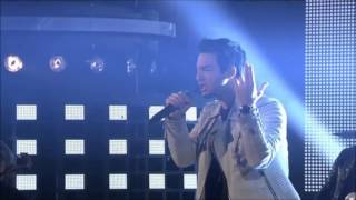 Darin - Microphone [Idol 2014 Grand Finale Opening Performance]