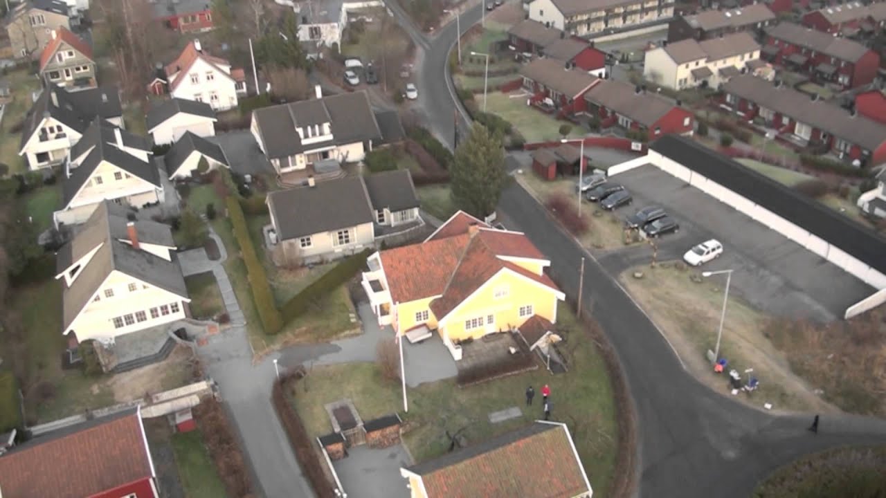 2013-11-30 Dji Phantom over Røaveien