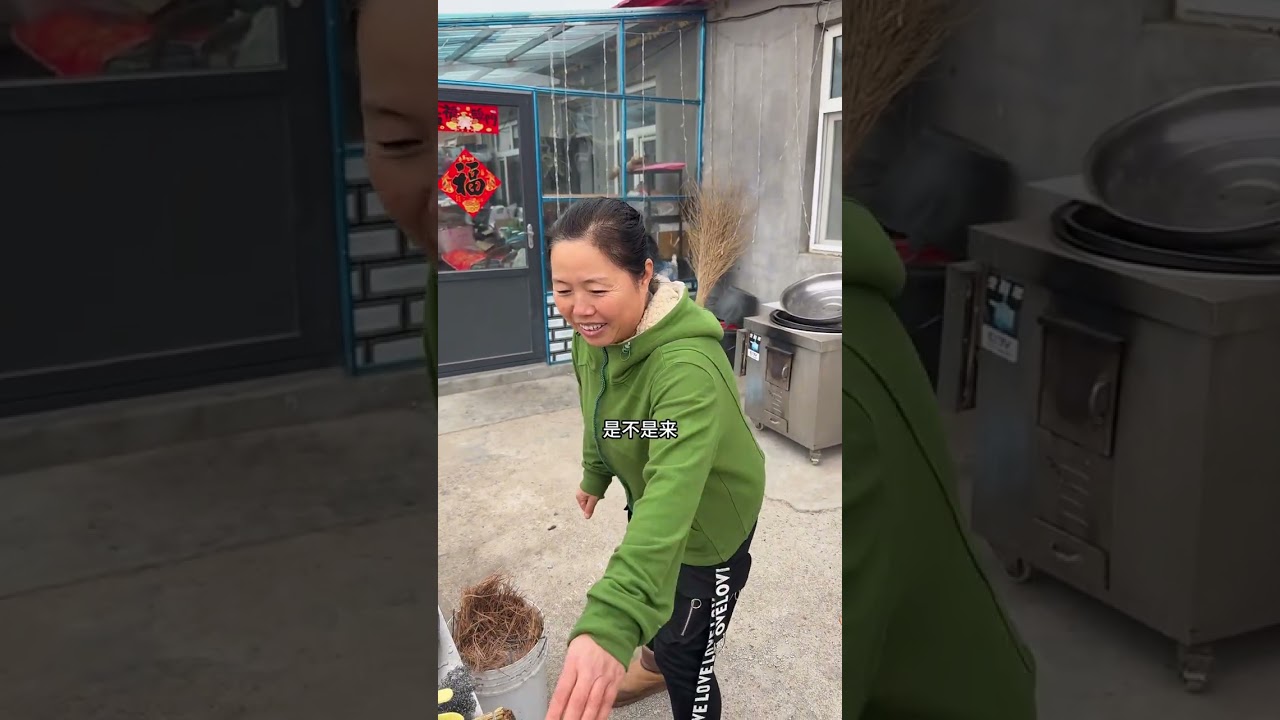 Which do you choose rice noodle soup or hot pot #Rural life#Rural cuisine#Record real