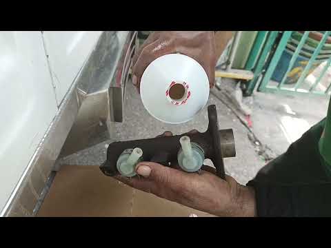 MITSUBISHI L300 4D56 HOW TO REPLACE / INSTALL BRAKE MASTER REPAIR KIT TUTORIAL