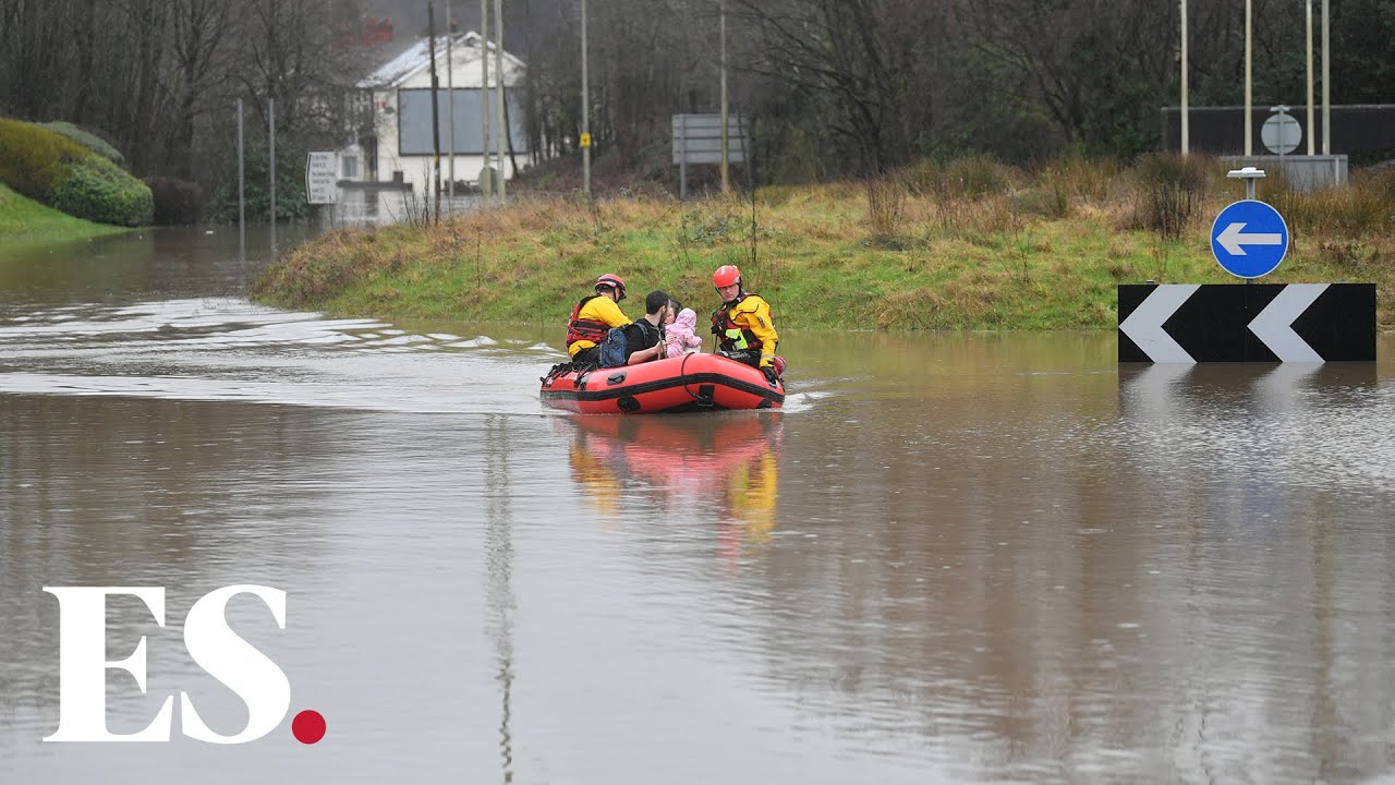 Storm Dennis: Major incidents declared in England and south Wales