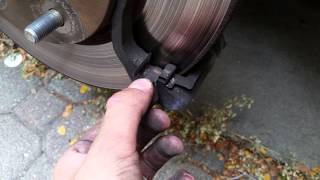 2003 Mitsubishi eclipse brake pad replacement