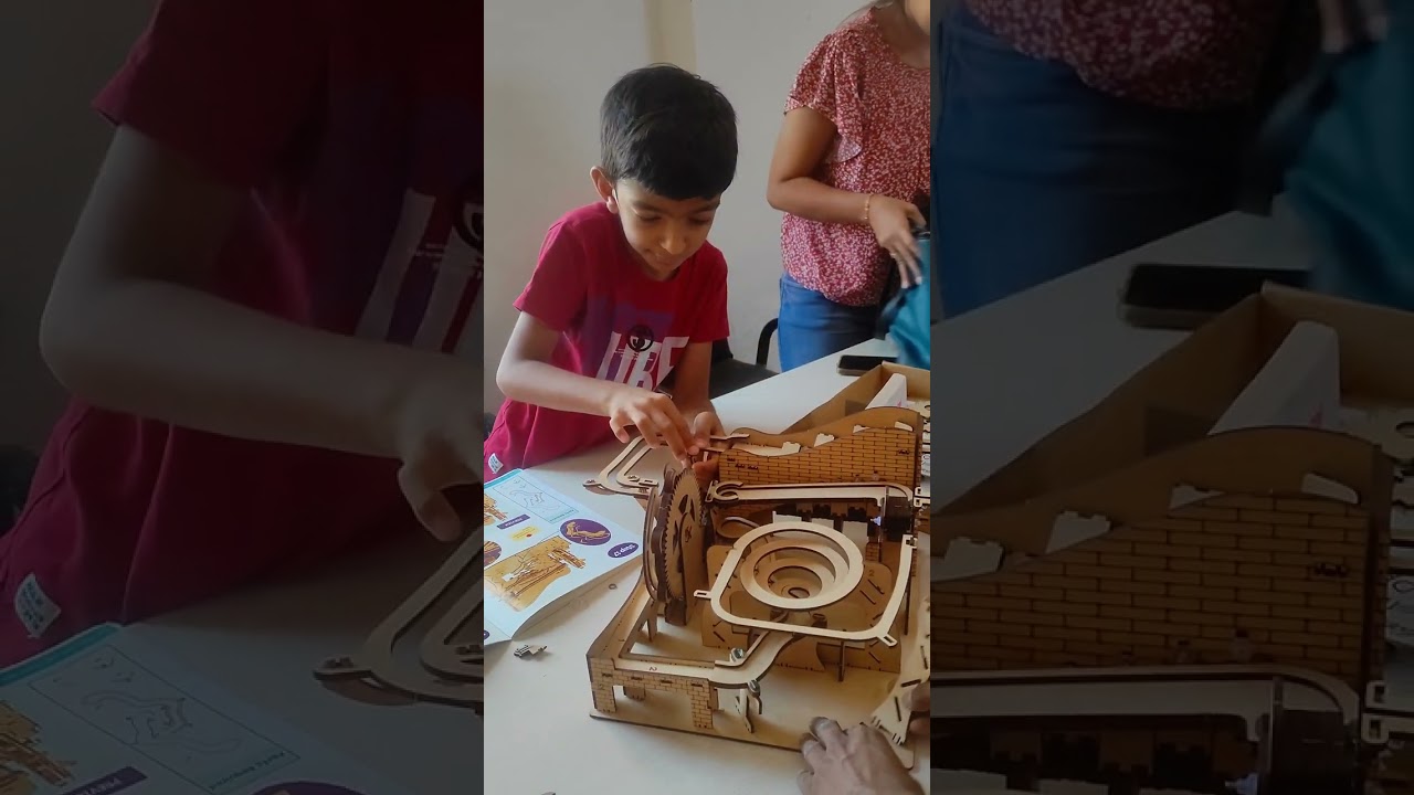 MakenBreak STEM/STEAM Toy Marble Fun | Best Marble Run Gift for Kids