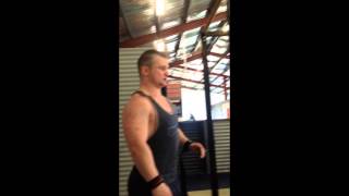 Kyle Dolan trains legs in offseason
