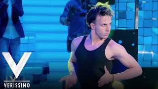 Verissimo - Speciale Amici - L'esibizione di Mattia
