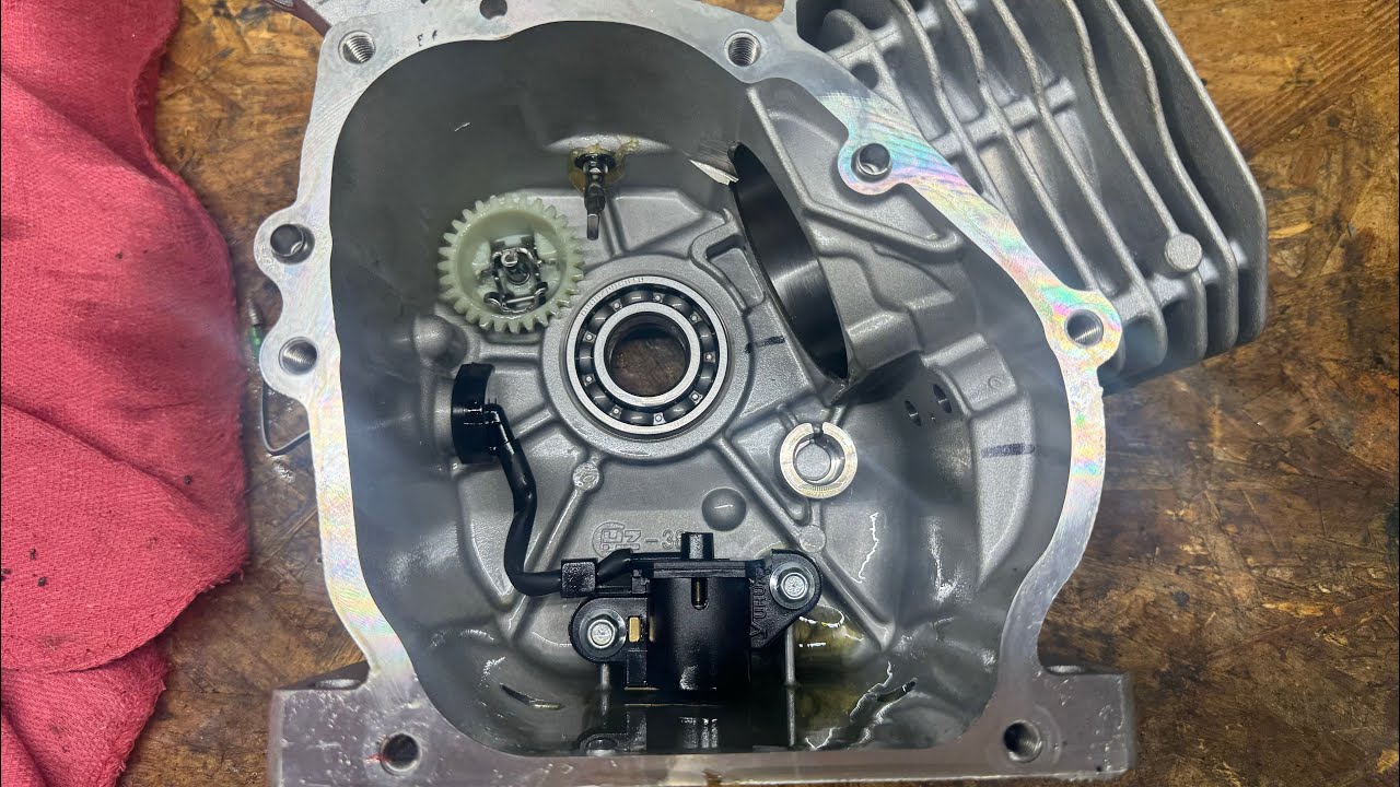 PREDATOR 224 BUILD (disassembly) [part 1] - YouTube