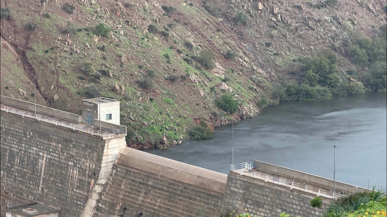 🔴لحظة تفريغ سد واد المالح اليوم ...