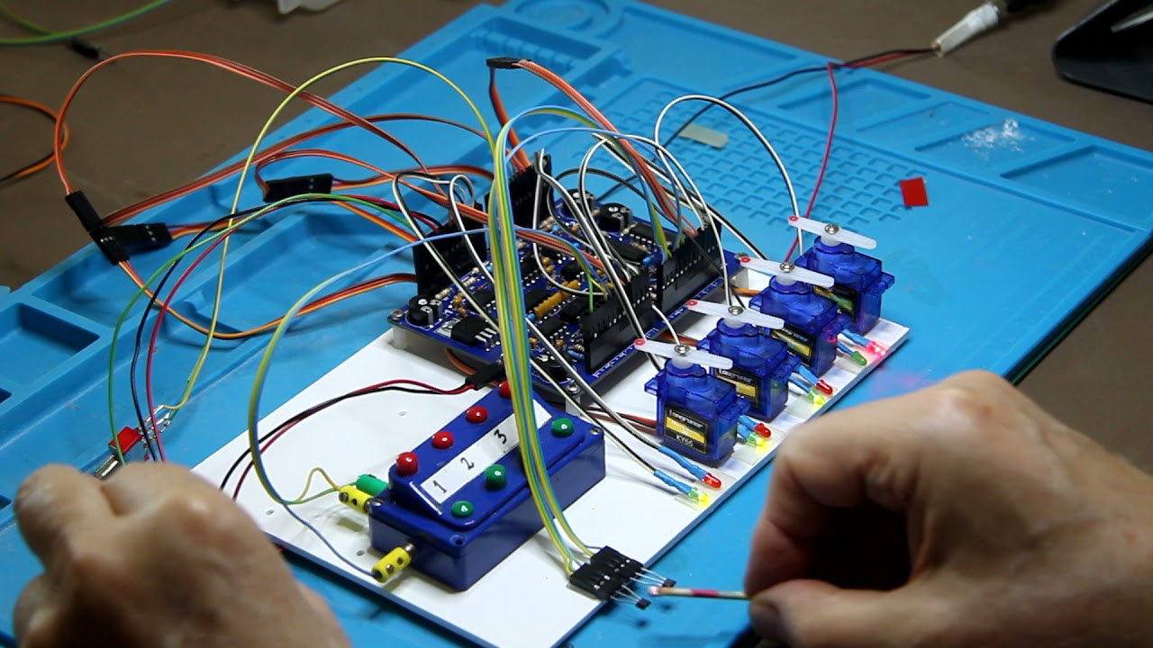 CONTROLADOR DE SERVOS PARA DESVIOS SIN ARDUINO