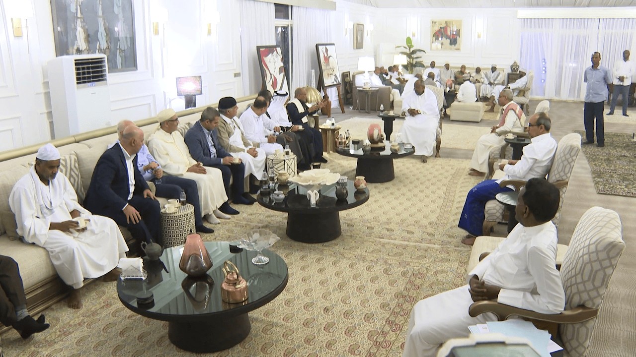 Le Président Ismaïl Omar Guelleh reçoit les ambassadeurs arabes et musulmans