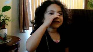 Nadia's version fousyTUBE's Salaam the new WAZZUP.AVI