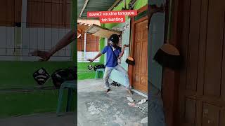 Auto joget dengar musik tetangga🤣 #jogetlucu #jogetwelut #jogetseru