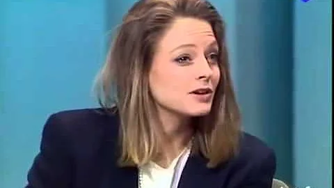 Jodie Foster speaking French