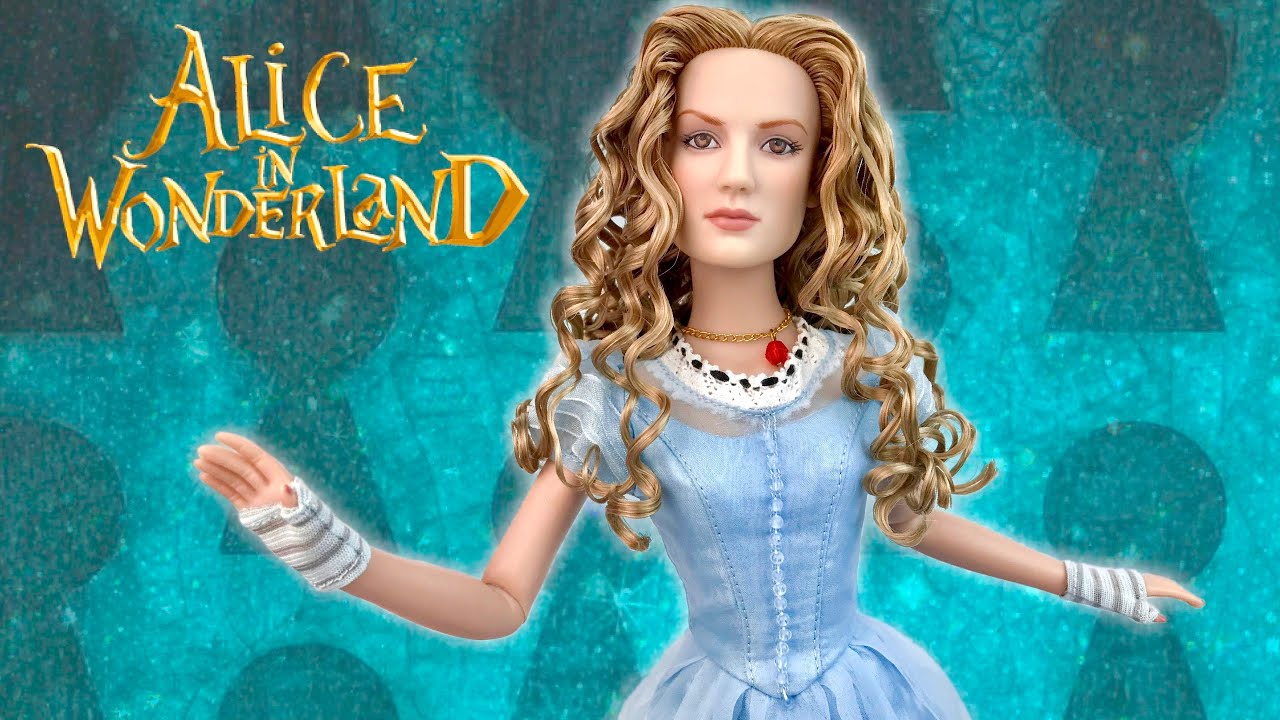 Disney Tim Burton Alice In Wonderland: Alice Kingsleigh 16 TONNER