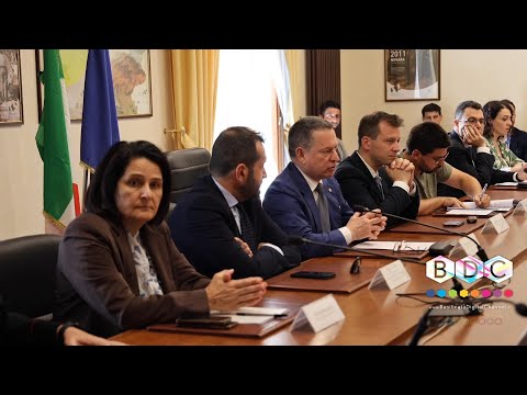 Video IL 26 LUGLIO LA DEMOLIZIONE DEL VIADOTTO TIERA