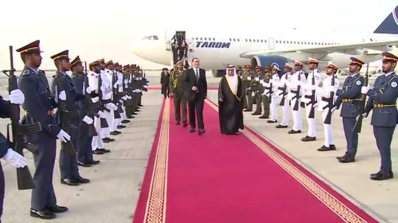 Abu Dhabi - Emiratele Arabe Unite - Sosirea pe aeroportul din Abu Dhabi