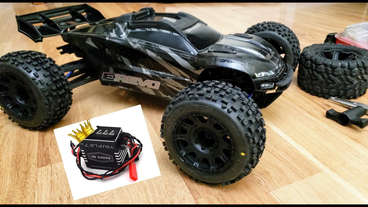 "The King"  Reefs triple 7 servo in the ERevo 2.0 single servo conversion.