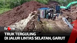 Kelebihan Muatan, Truk Pengangkut Kayu Terguling | Ragam Perkara tvOne
