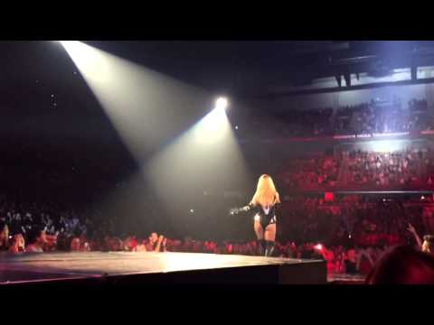 Shania Twain 'Man, I feel like a Women' Madison Wisconsin 2015 LIVE