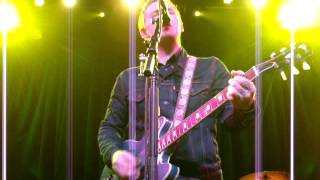 BRIAN FALLON &amp; THE CROWES - RED LIGHTS - LIVE 1/7/16 PORTLAND