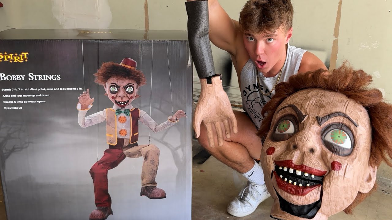 Unboxing/setup of Bobby Strings! Spirit Halloween 2024 GIANT PUPPET