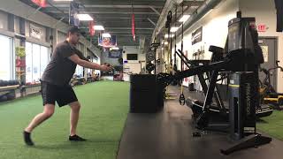 Split stance single arm cable row