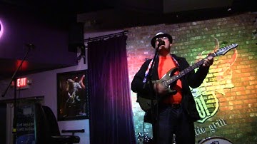 Moksha Mukti - Click Click Click Live at the Rock 101 Grill