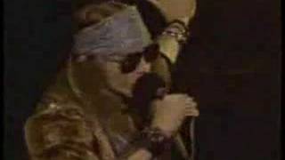 Guns N Roses - Mr Brownstone (live)