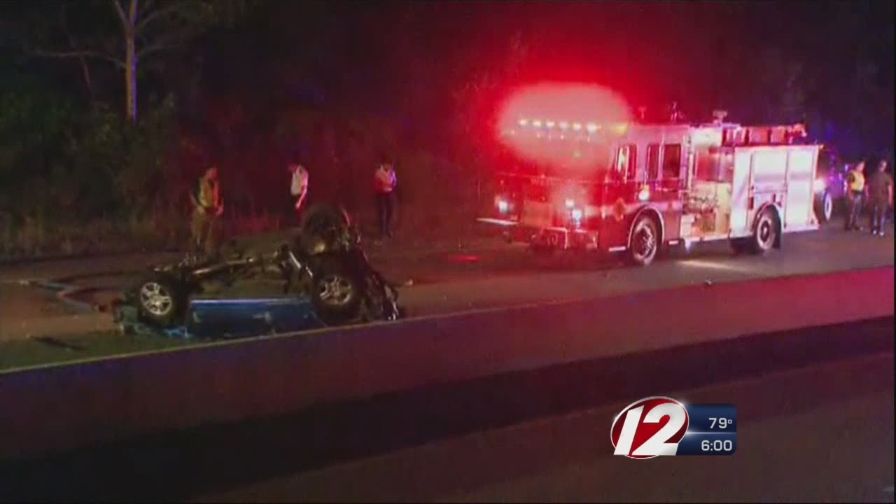 Passenger killed, driver critically injured in Lincoln rollover crash ...