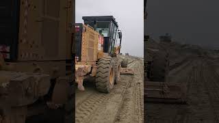 Sono go lolona name ti tmr bolona. মোটর গ্রেডার চালানো শিখুন। Motor grader training video #grader