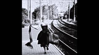 Romain DIDIER-Au bout des rails