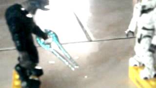 halo recibe ayuda de un monstruo part 1