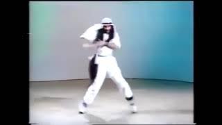 Habiba Booba Bapi Lahiri - Javed Jaffrey Doordarshan 1989 New Year Celebration Video