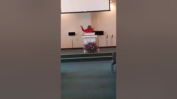 Deacon Jarrick Finkley and Shelia Brown singing Yo...