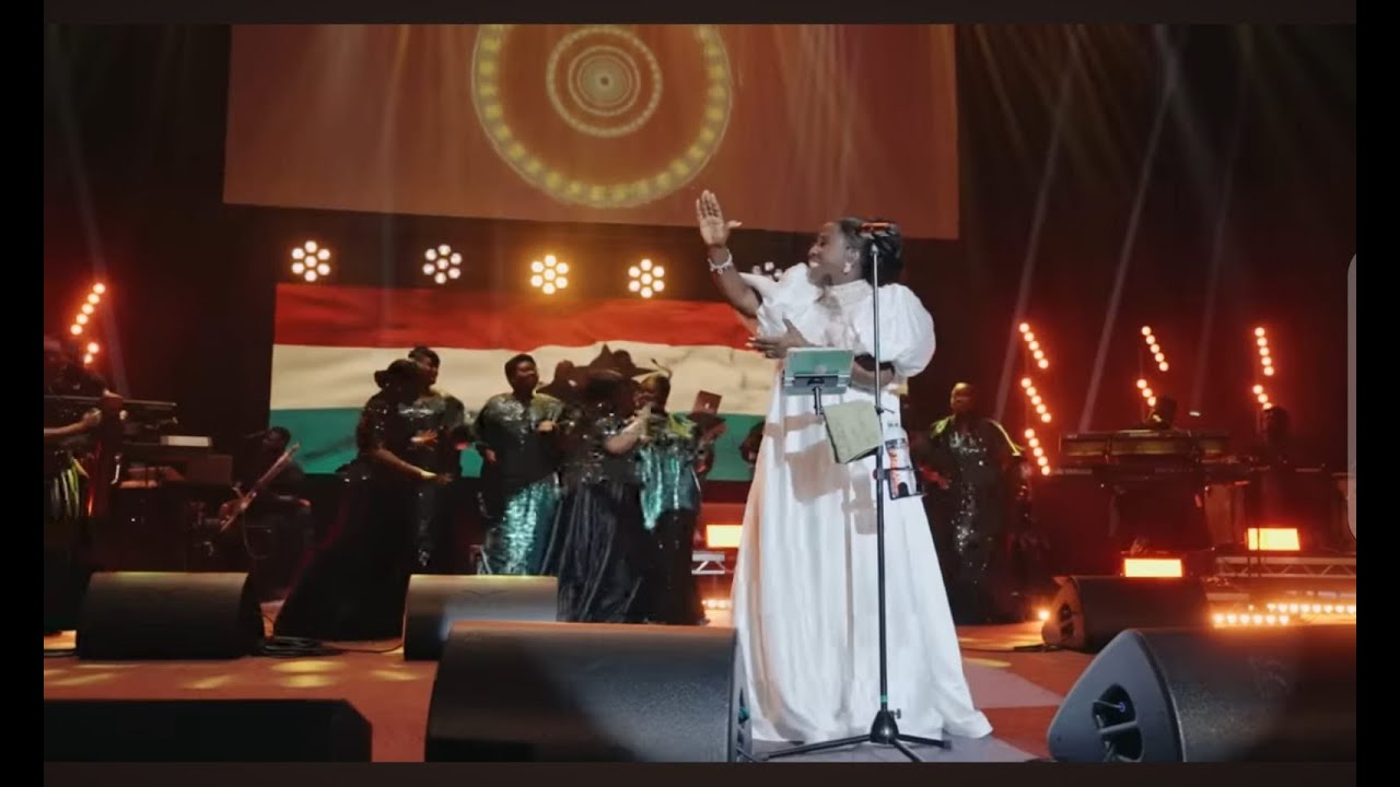 DIANA HAMILTON Reunion Medley (Kpanlogo Vibes) Official Live Video