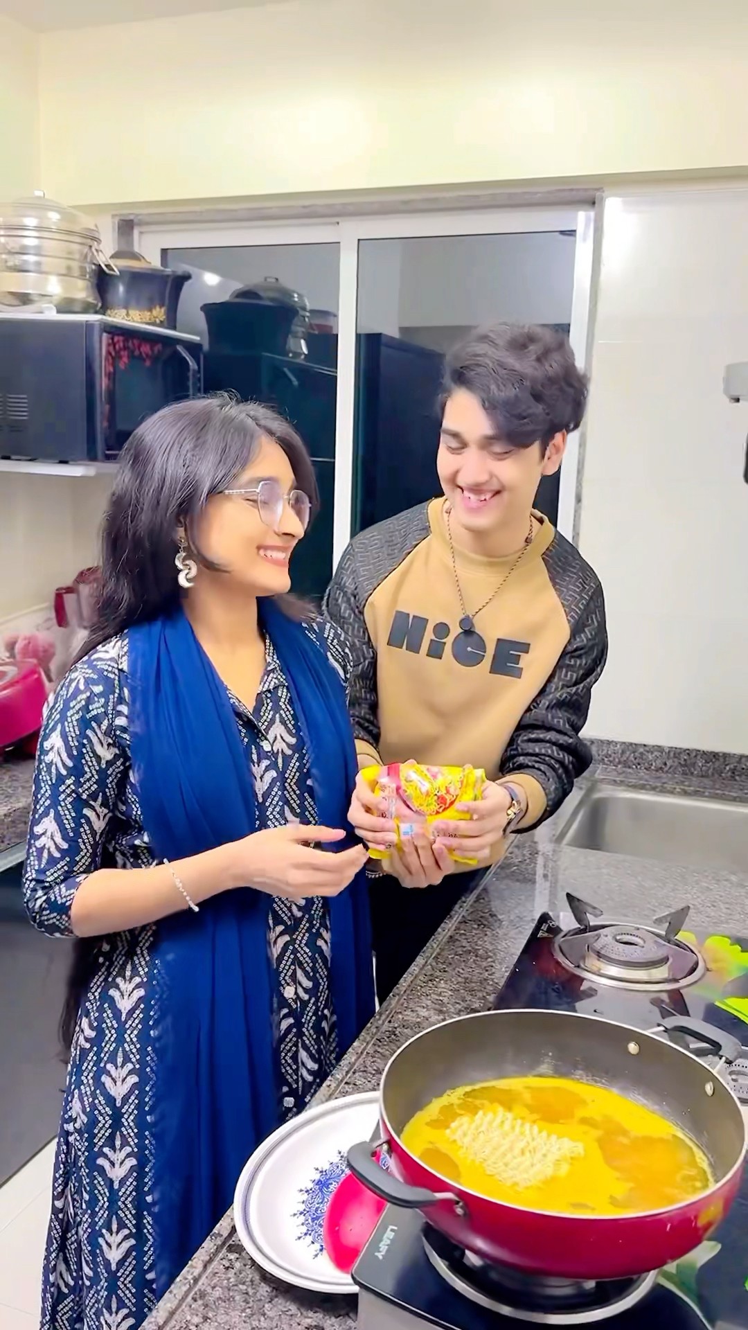 Kaash Mujhe acchi Maggi Banane aati?? #zidaanshahidaly #comedy #shorts