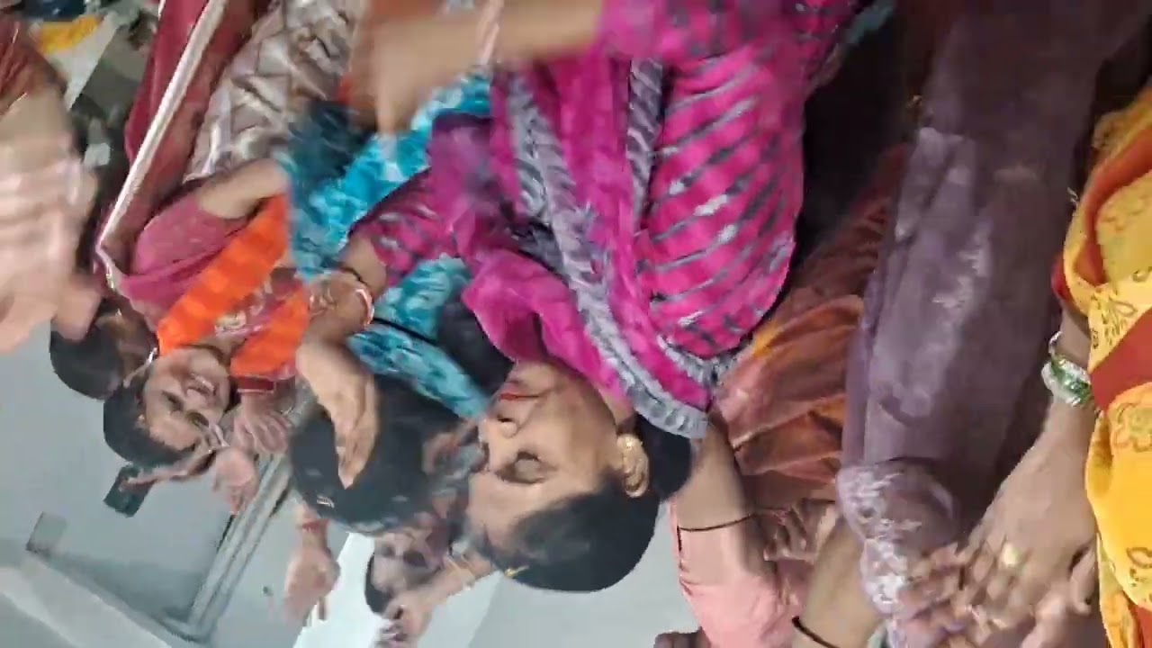 सब ने मिलकर मनाई धूम धाम फूलो  और गुलाल बाली होली कविताराठौर 