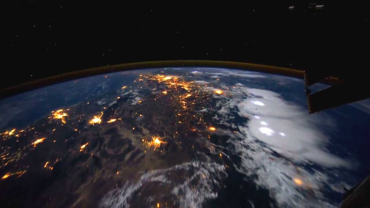 HD EARTH ISS SPACE STATION DREAMSCENE - YouTube