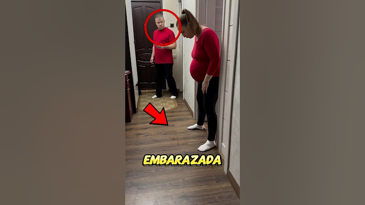 Solo se derramó un poco de agua… ¡Pero su esposo cree que va a dar a luz! 😅