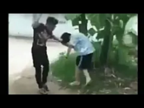Video Video Mạnh Con đánh bạn full - youtube