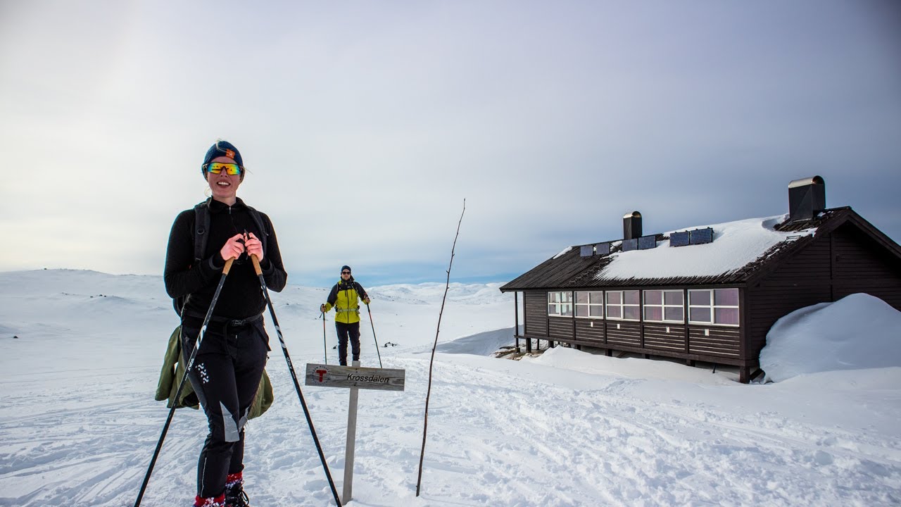 Skitur fra Krossdalen til DNT hytten Kjeldebu (1060 moh) 