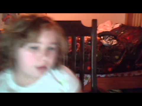 How to organize your desk - YouTube