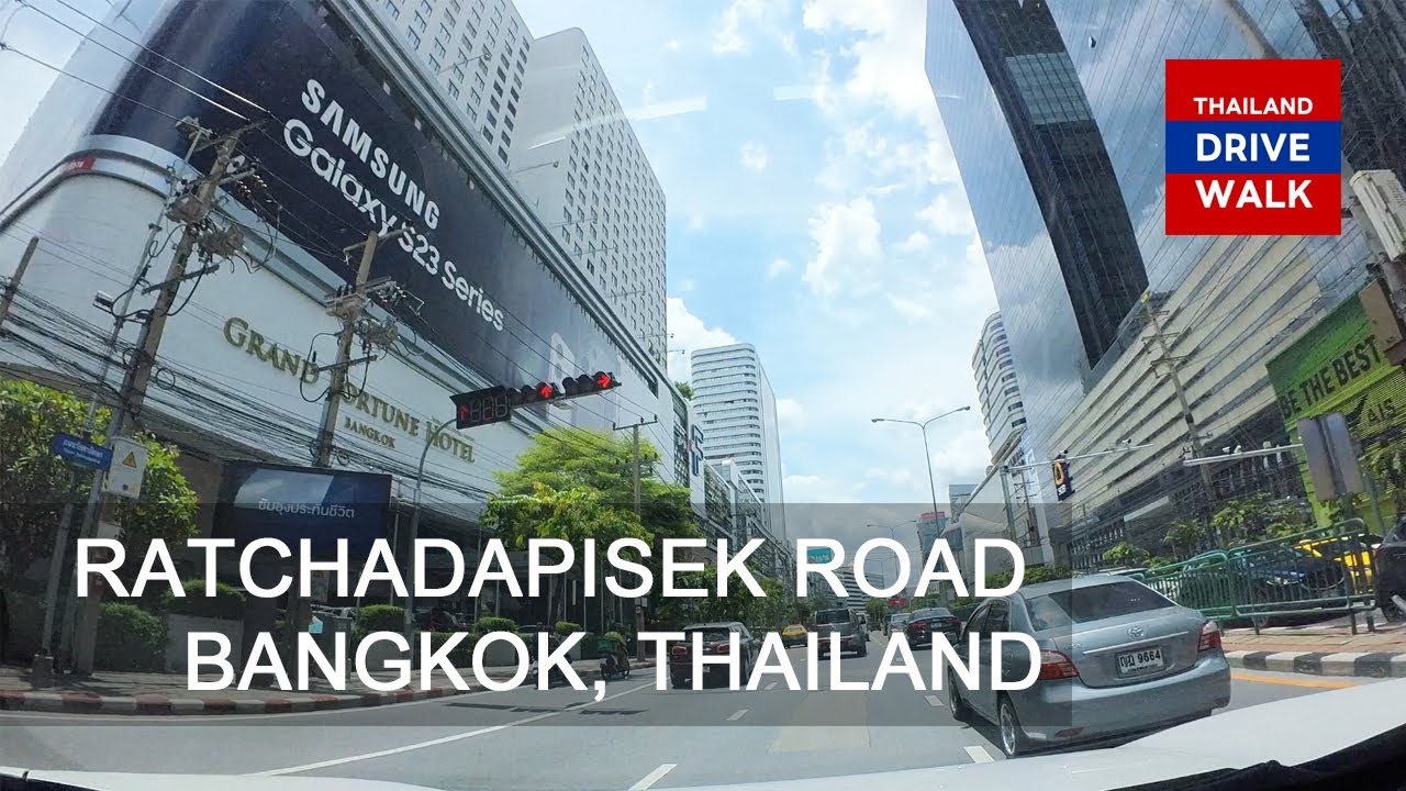 Drive on Ratchadapisek Road to Suan Rotfai Park. 🇹🇭 (EP.2) - YouTube