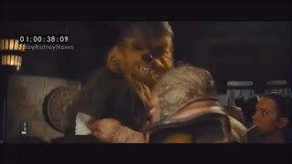 Chewbacca Rips off Unkar Plutt's Arm - Star Wars: Episode VII