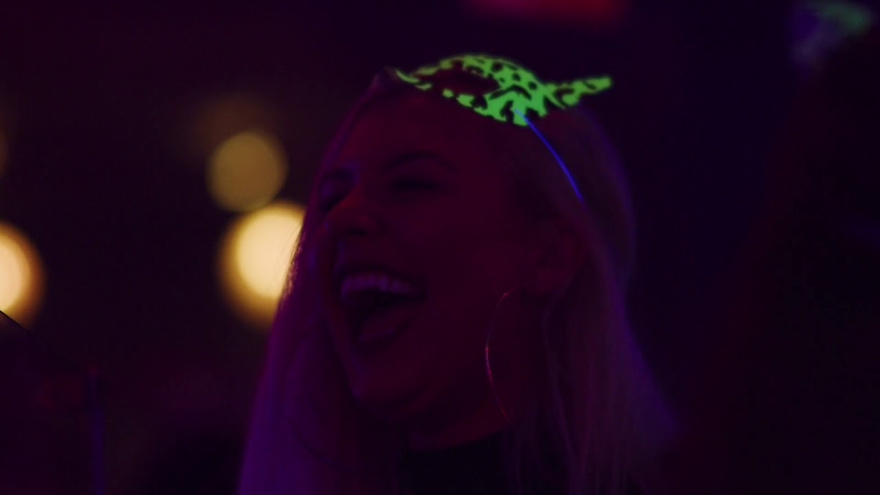 Jump Into the Neon Jungle video editing software free