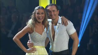 Marie Serneholt och Kristjan Lootus i en swing - Let’s Dance (TV4)