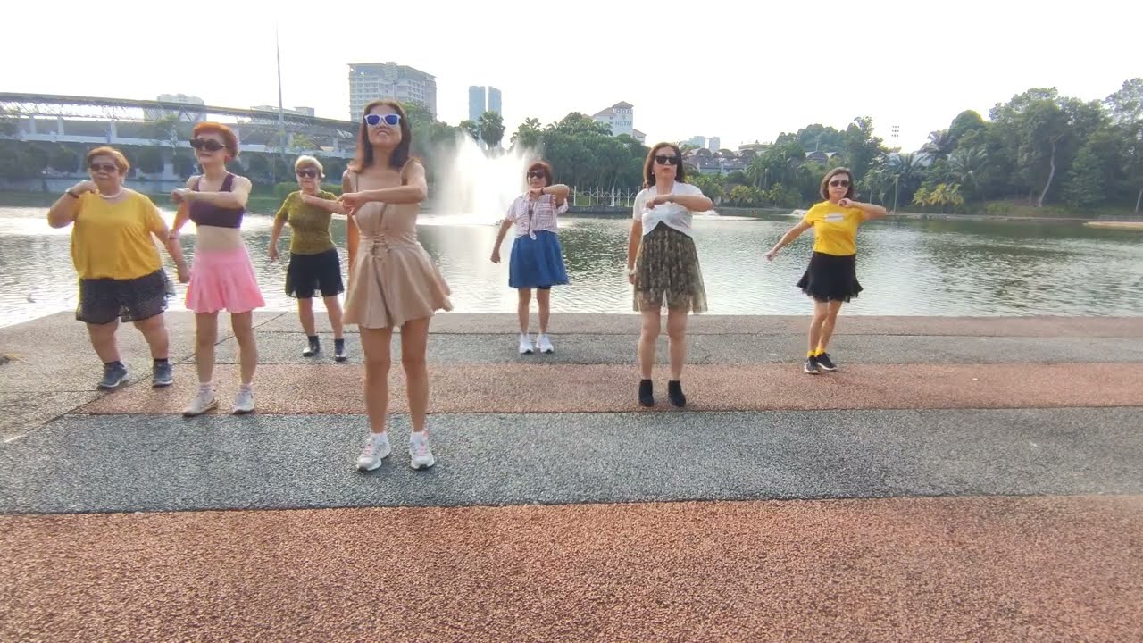 Always remember us this way/DJ Tons remix/ Tik tok hot song/ fitness dance/ Zumba/ line dance /健身舞蹈