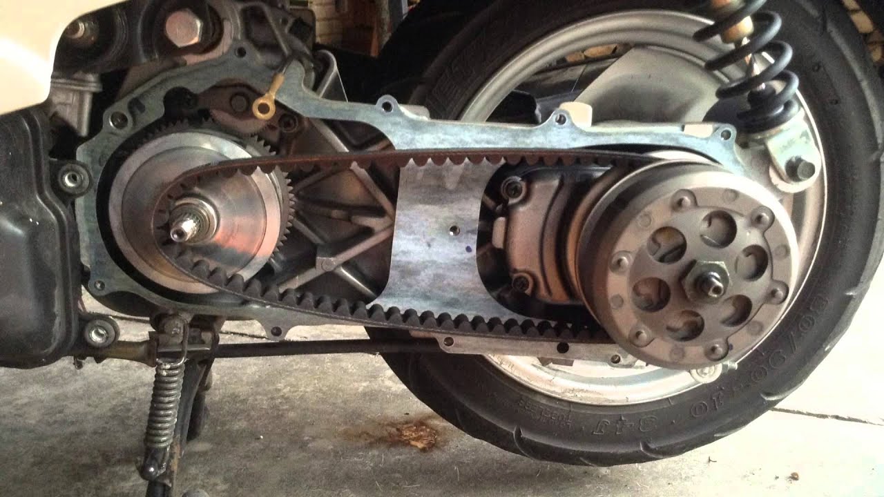  Yamaha  Vino  49cc Speed Limiting Variator Spacer Removal 