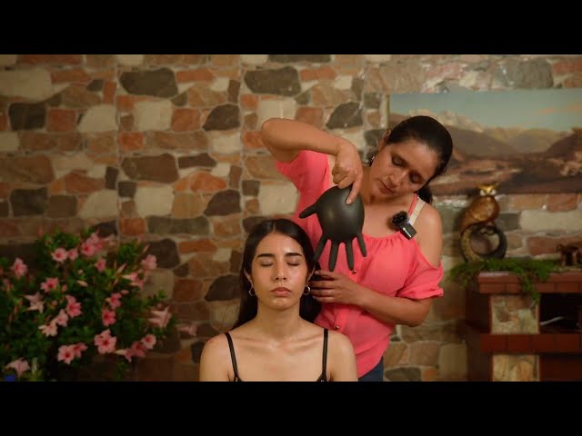 Masaje ASMR y limpia energética de Doña Esperanza con susurros y sonidos suaves pa dormir y relajar